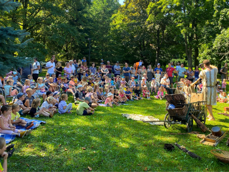 AKCE A SEMINÁŘE - ÚDOLNÍ